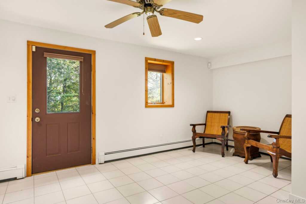 376 Abbey Road, Woodstock, NY 12457 - Photo 21 of 35