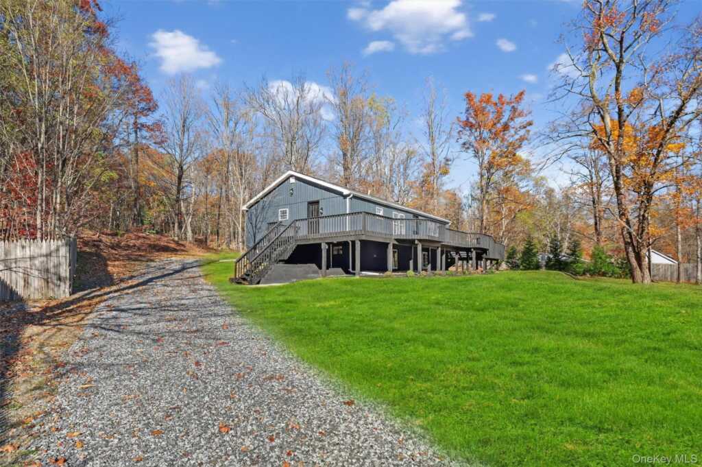 176 Old State Route 28, Hurley, NY 12433