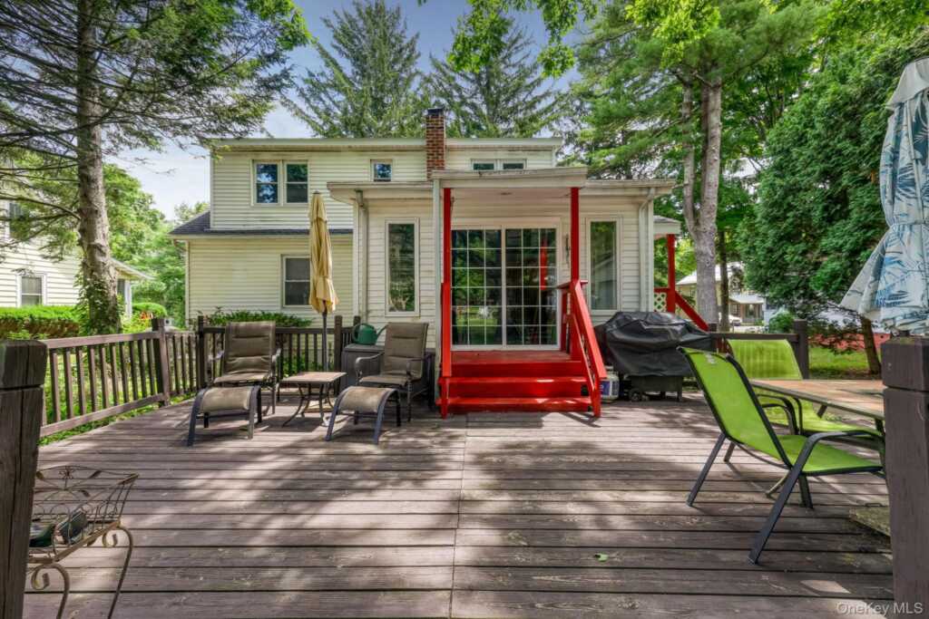 19 N Ohioville Road, New Paltz, NY 12561 - Photo 3 of 41