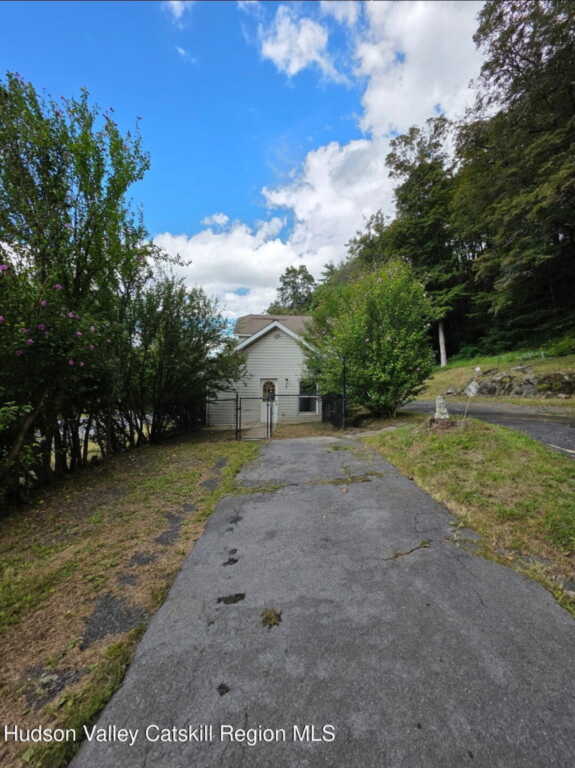 2694 U.S. 9w, Unit #1, Saugerties, NY 12477