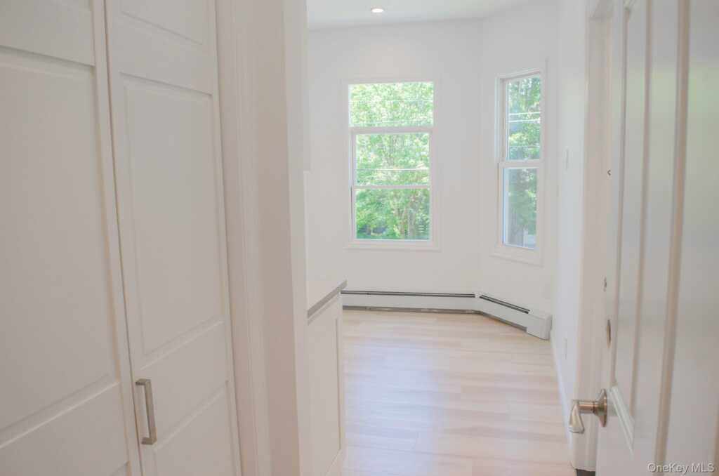 144 Saint James Street, Unit #2b, Kingston, NY 12401 - Photo 15 of 18