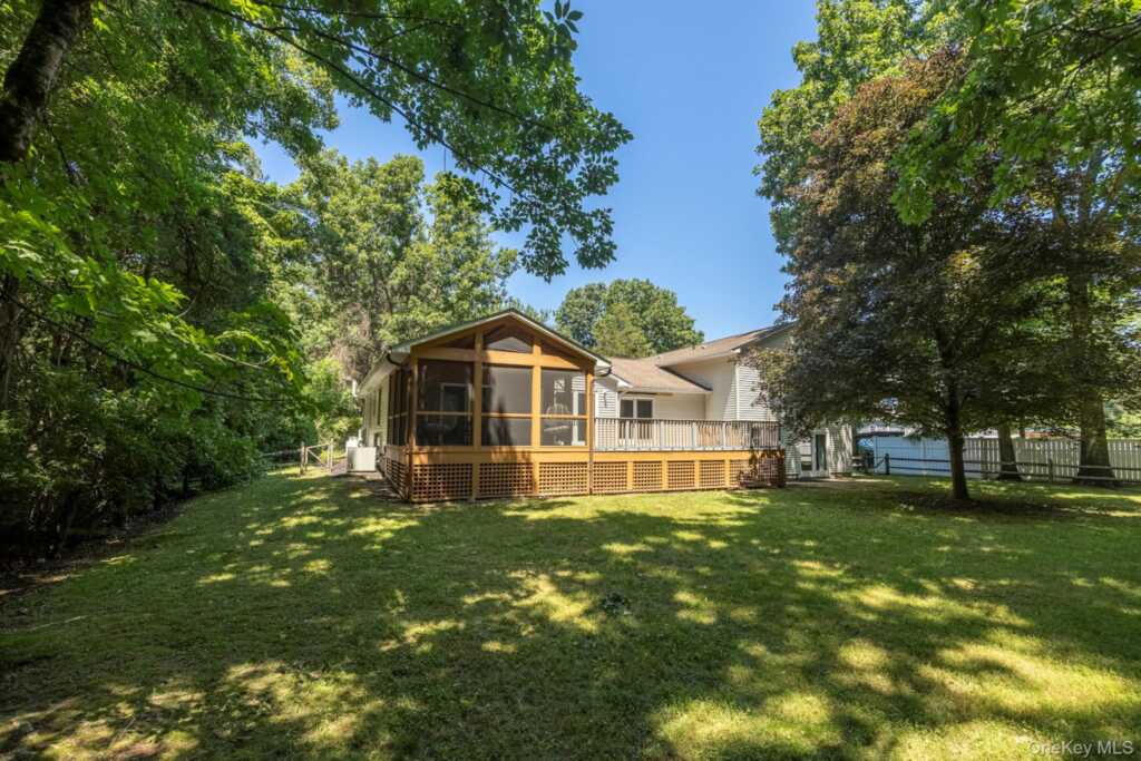 404 Sepasco Center Street, Rhinebeck, NY 12572 - Photo 6 of 24