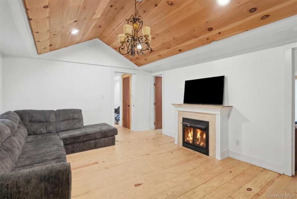 101-113 Glenerie Boulevard, Saugerties, NY 12477 - Photo 31 of 50