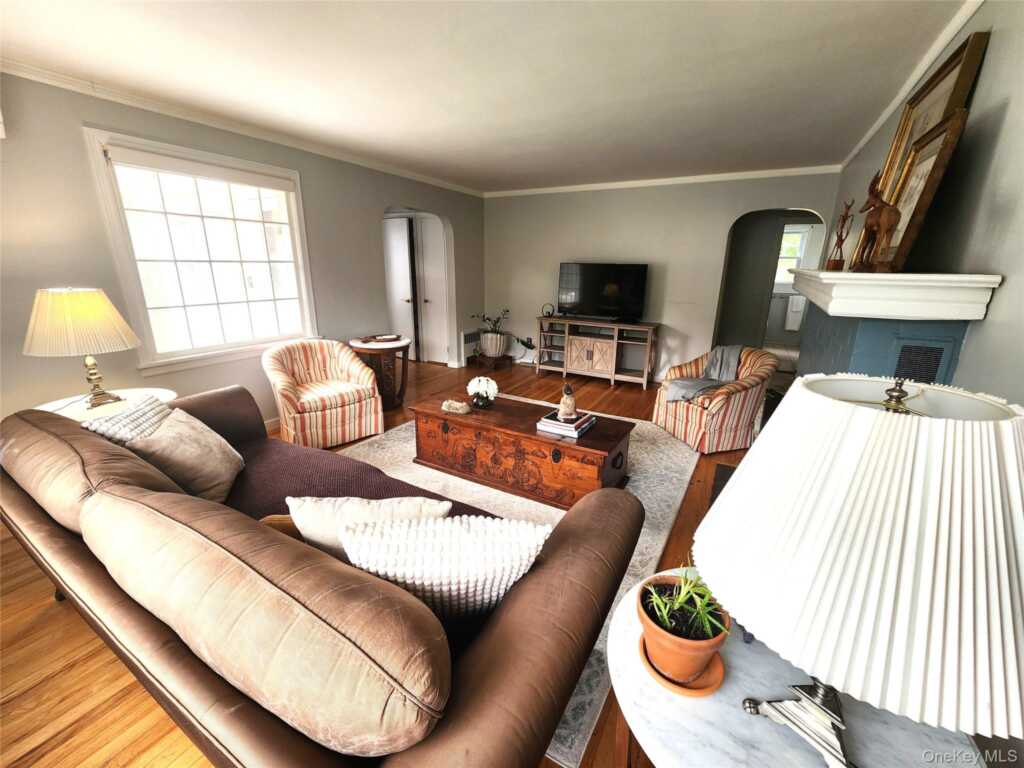 715 Lucas Avenue Extension, Hurley, NY 12443 - Photo 11 of 33