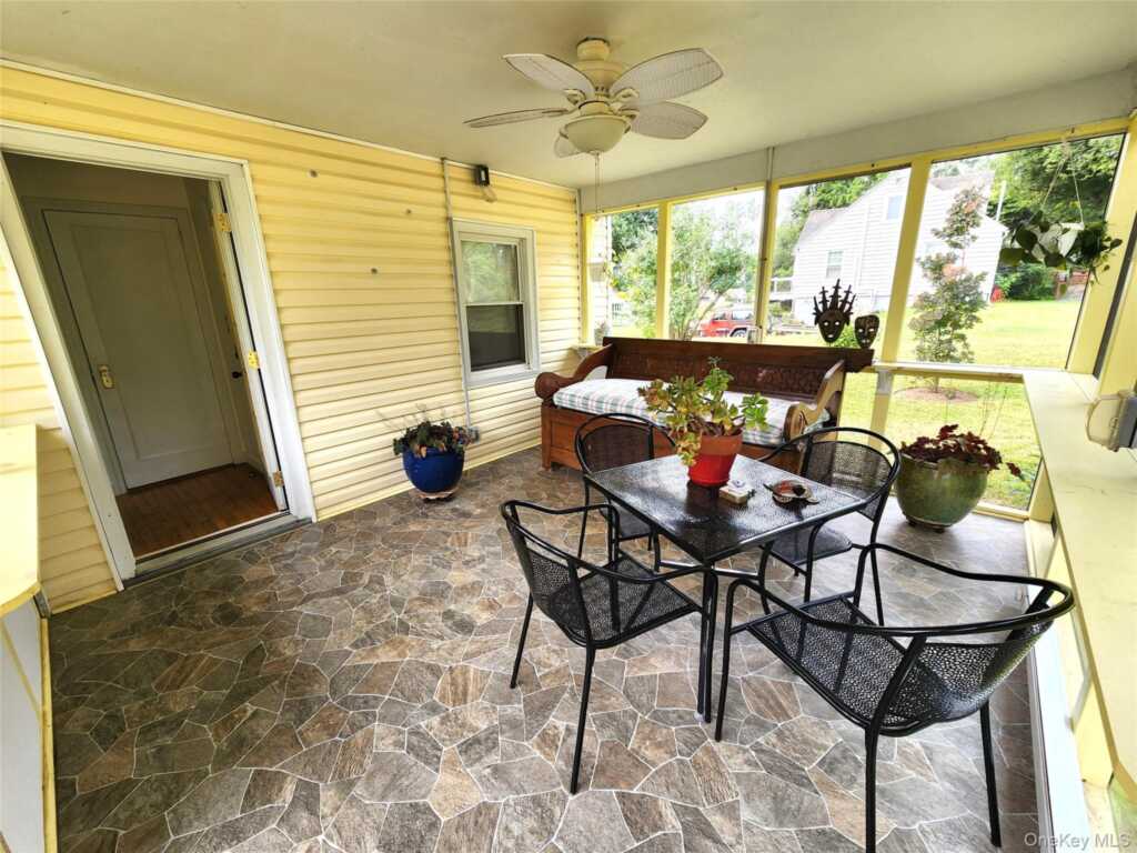 715 Lucas Avenue Extension, Hurley, NY 12443 - Photo 26 of 33