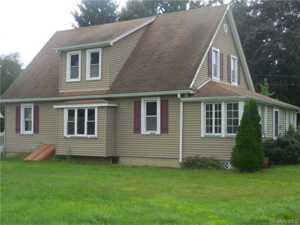43 S Ohioville Road, New Paltz, NY 12561