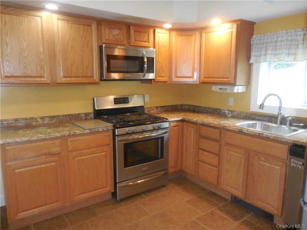 43 S Ohioville Road, New Paltz, NY 12561 - Photo 10 of 49