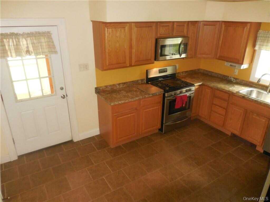 43 S Ohioville Road, New Paltz, NY 12561 - Photo 13 of 49