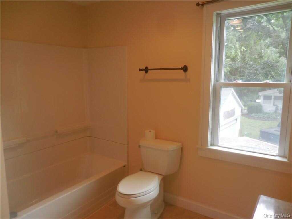 43 S Ohioville Road, New Paltz, NY 12561 - Photo 7 of 49