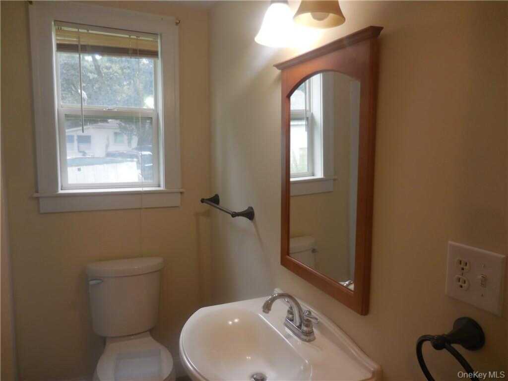 43 S Ohioville Road, New Paltz, NY 12561 - Photo 8 of 49