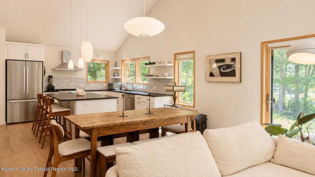 31 Millbrook Road, New Paltz, NY 12561 - Photo 4 of 18