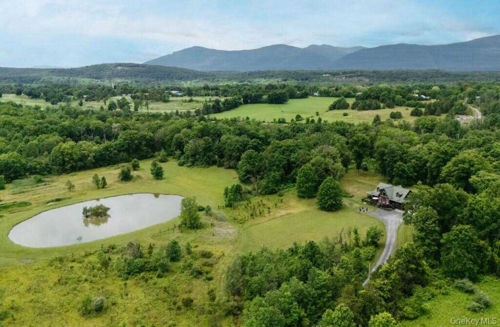 86 Sunset View Drive, Saugerties, NY 12477 - Photo 3 of 43