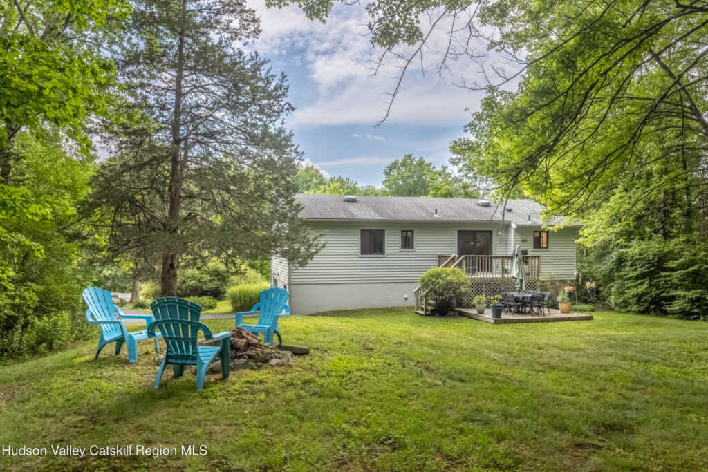 6 Hickory Hill Road, New Paltz, NY 12561 - Photo 2 of 34
