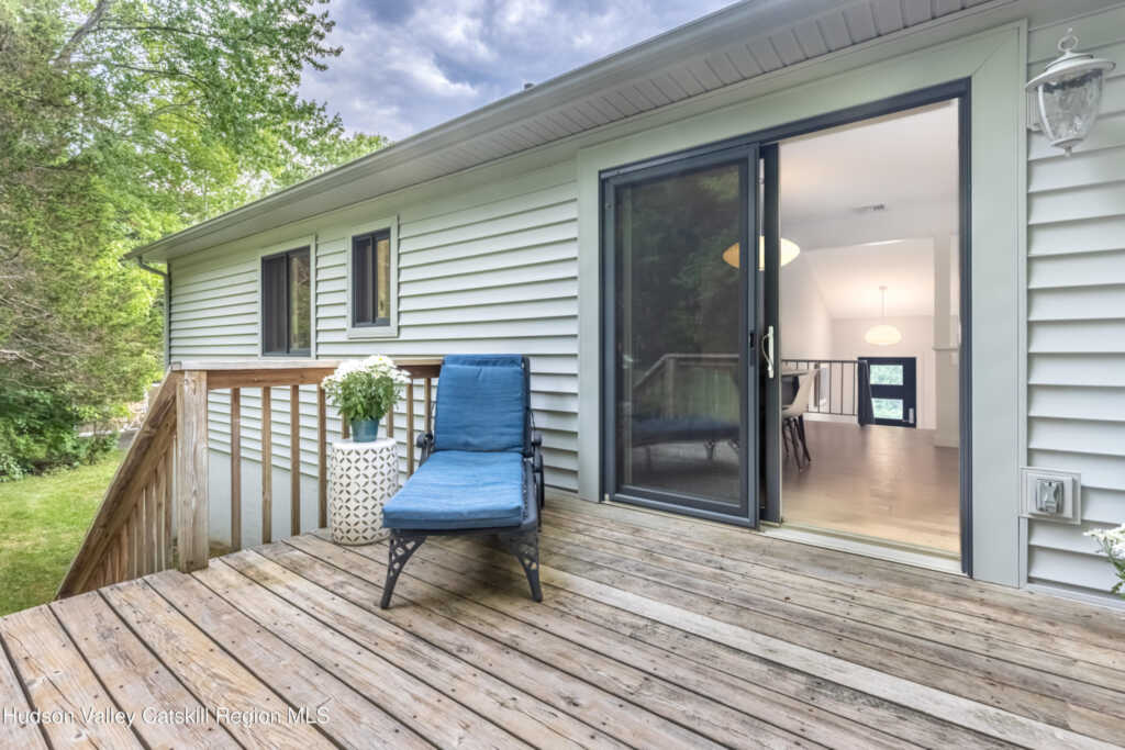 6 Hickory Hill Road, New Paltz, NY 12561 - Photo 3 of 34