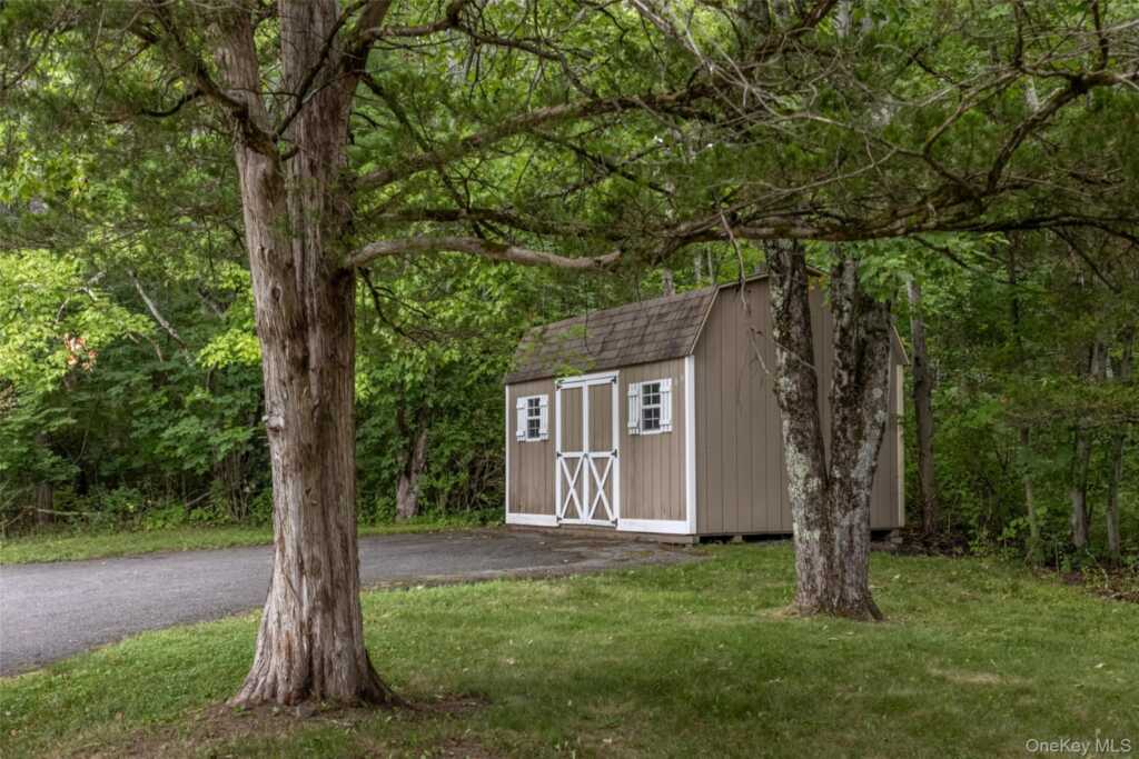 6 Hickory Hill Road, New Paltz, NY 12561 - Photo 33 of 34