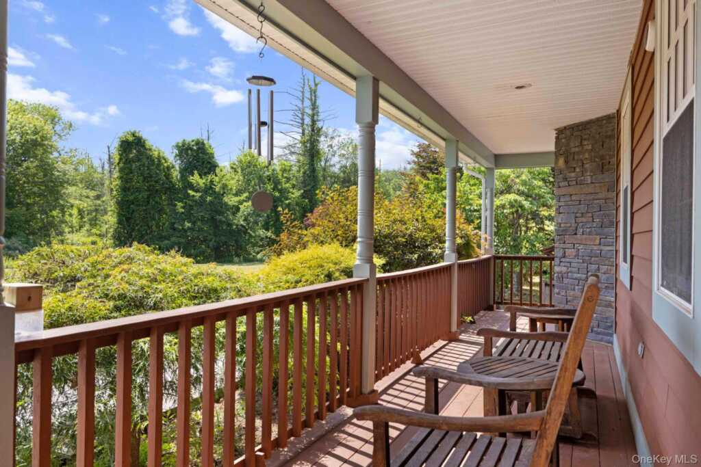 447 Shear Road, Saugerties, NY 12477 - Photo 2 of 50