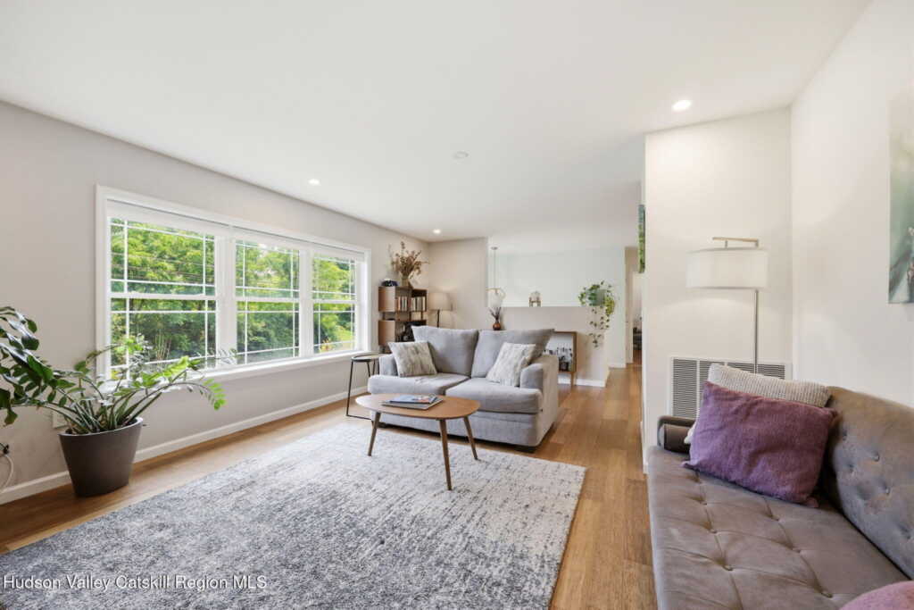 385 First Avenue, Kingston, NY 12401 - Photo 14 of 34