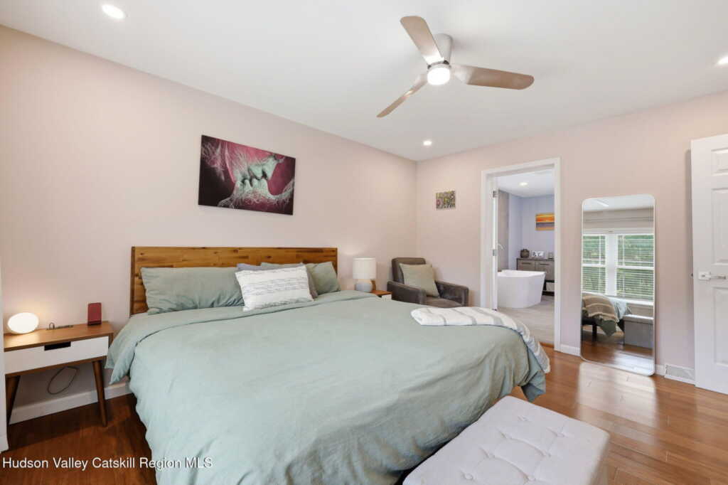 385 First Avenue, Kingston, NY 12401 - Photo 16 of 34