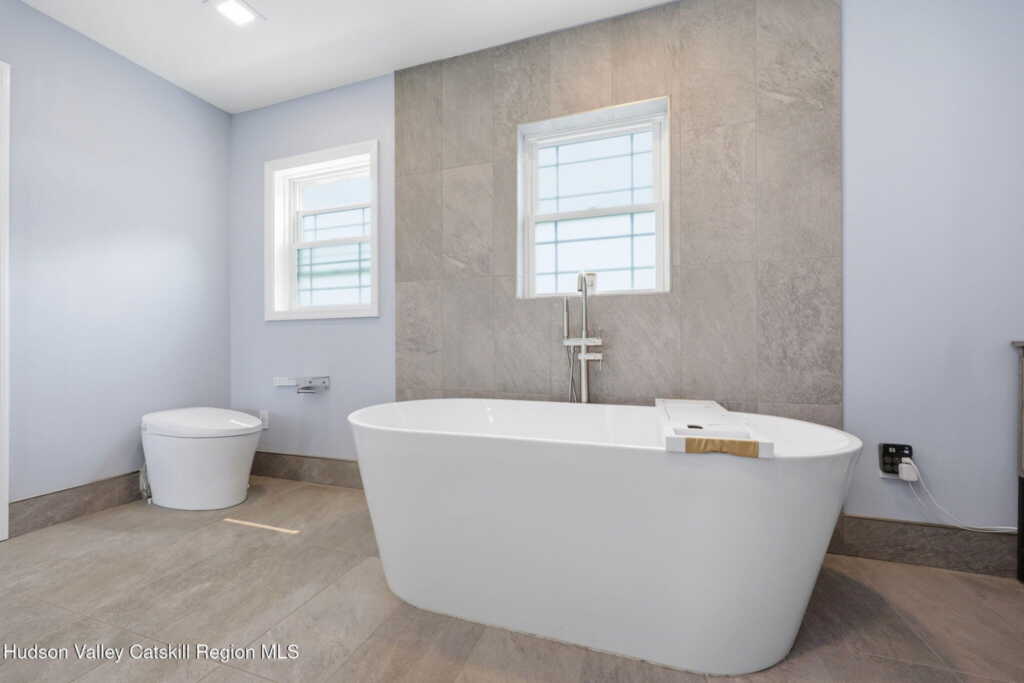 385 First Avenue, Kingston, NY 12401 - Photo 18 of 34