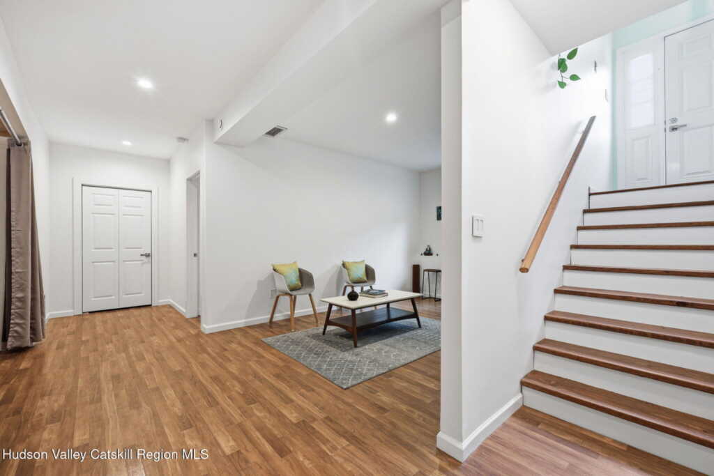 385 First Avenue, Kingston, NY 12401 - Photo 25 of 34