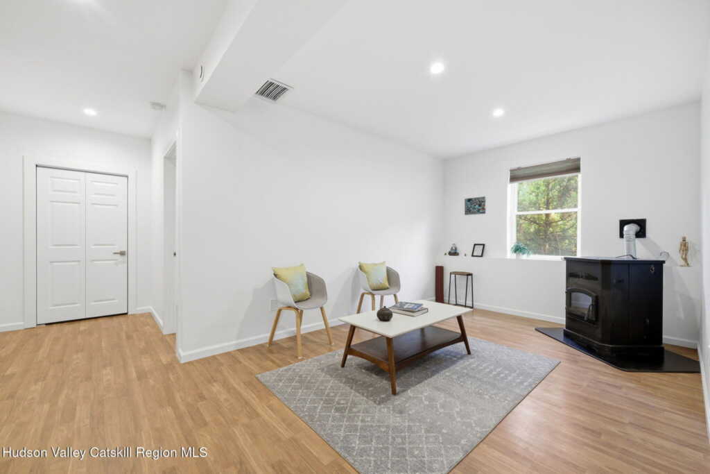 385 First Avenue, Kingston, NY 12401 - Photo 26 of 34