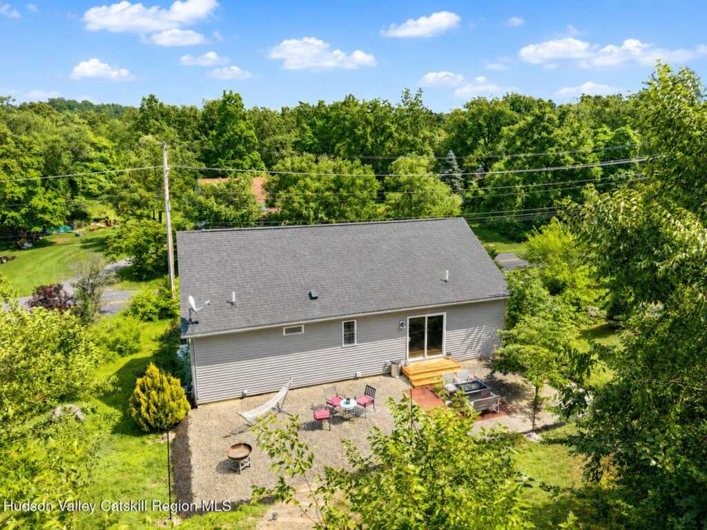 385 First Avenue, Kingston, NY 12401 - Photo 3 of 34