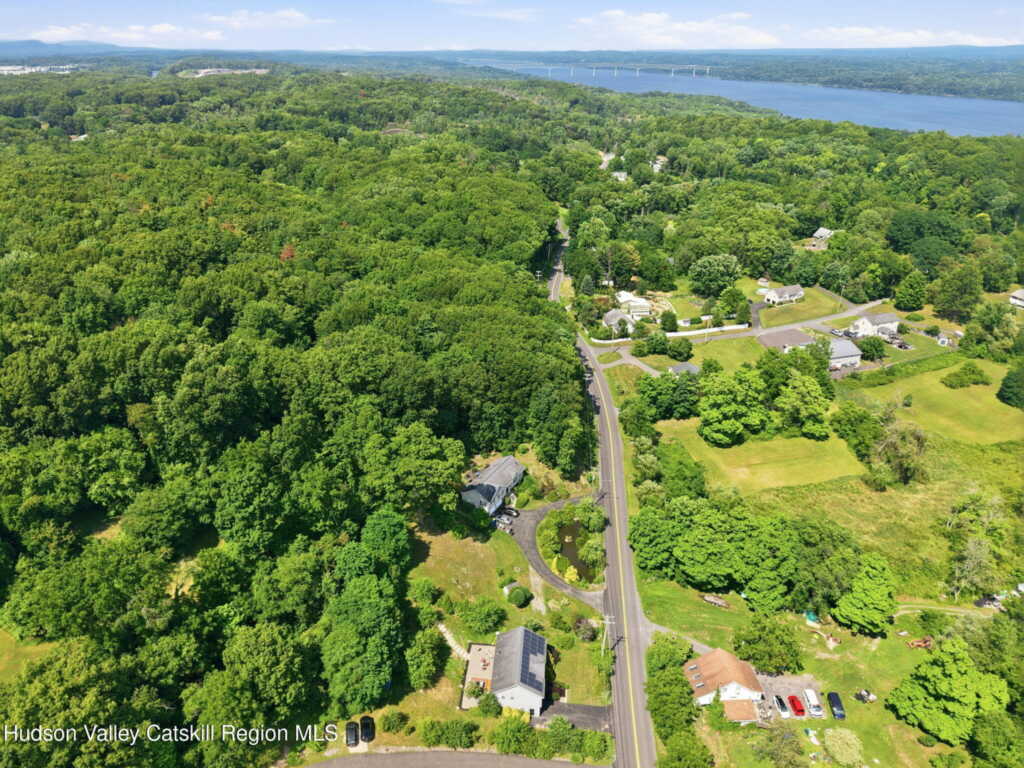 385 First Avenue, Kingston, NY 12401 - Photo 34 of 34