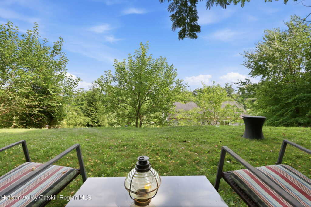 385 First Avenue, Kingston, NY 12401 - Photo 6 of 34