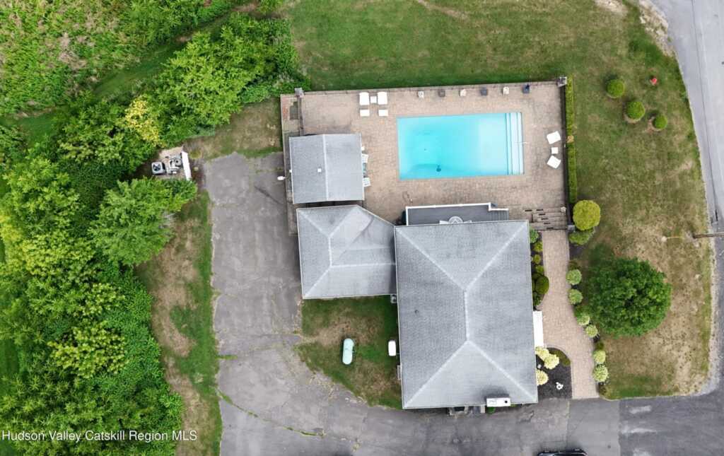 39 Market Street, Saugerties, NY 12477 - Photo 12 of 35