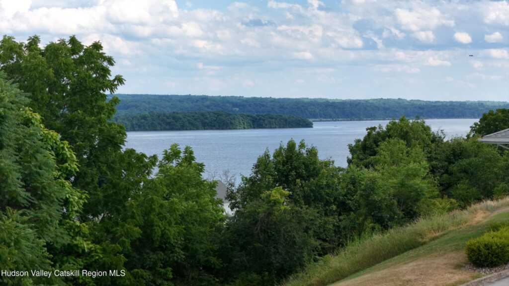 39 Market Street, Saugerties, NY 12477 - Photo 16 of 35