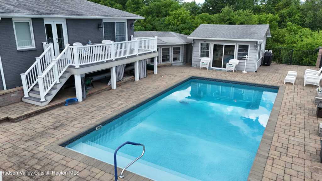 39 Market Street, Saugerties, NY 12477 - Photo 7 of 35