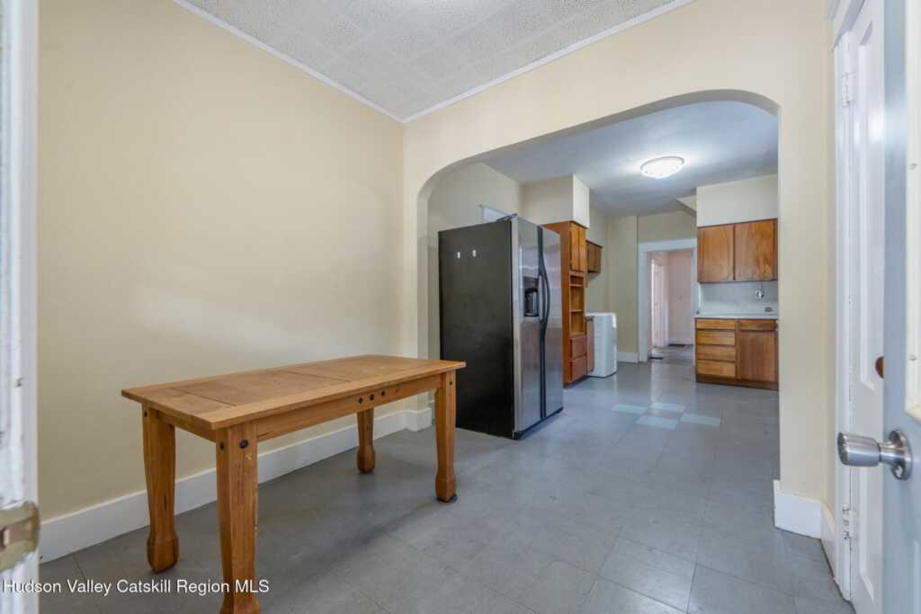 288 Washington Avenue, Kingston, NY 12401 - Photo 23 of 44