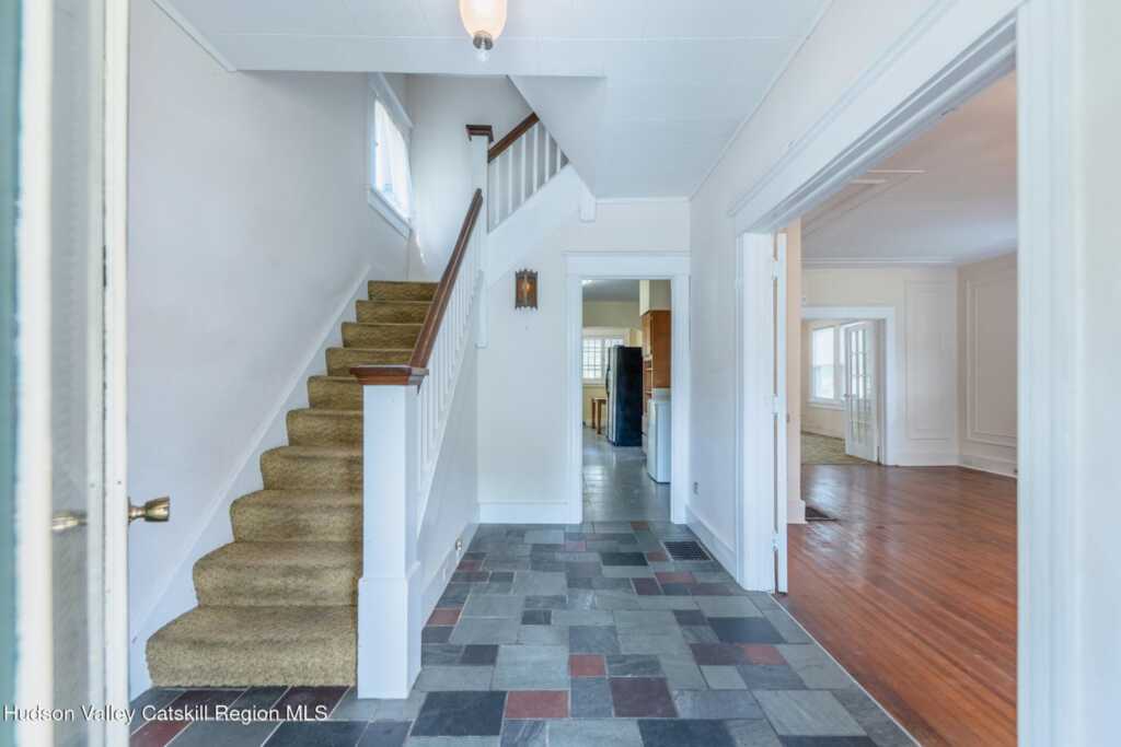 288 Washington Avenue, Kingston, NY 12401 - Photo 28 of 44