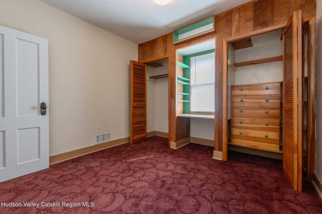 288 Washington Avenue, Kingston, NY 12401 - Photo 33 of 44