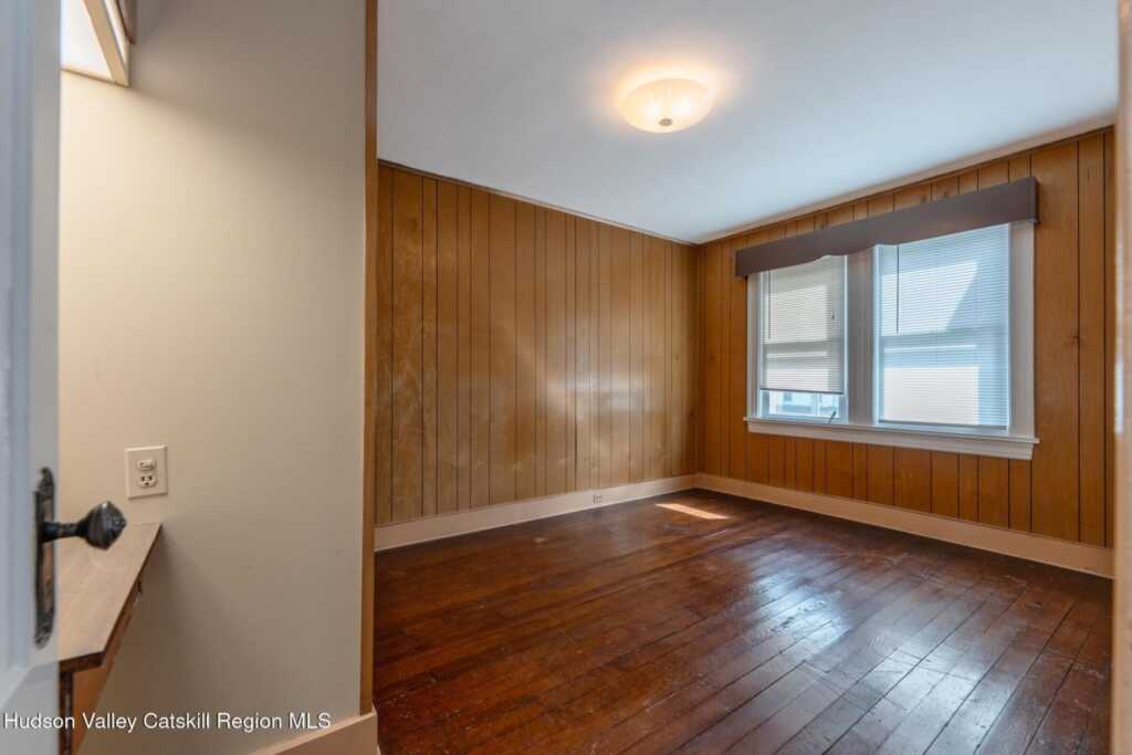 288 Washington Avenue, Kingston, NY 12401 - Photo 35 of 44