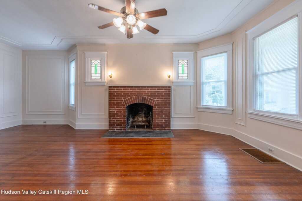 288 Washington Avenue, Kingston, NY 12401 - Photo 6 of 44