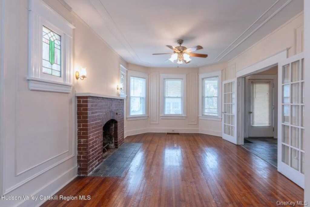 288 Washington Avenue, Kingston, NY 12401 - Photo 9 of 44