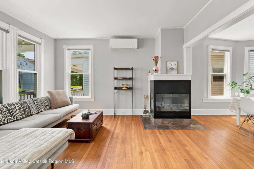 13 Warren Street, Kingston, NY 12401 - Photo 8 of 28