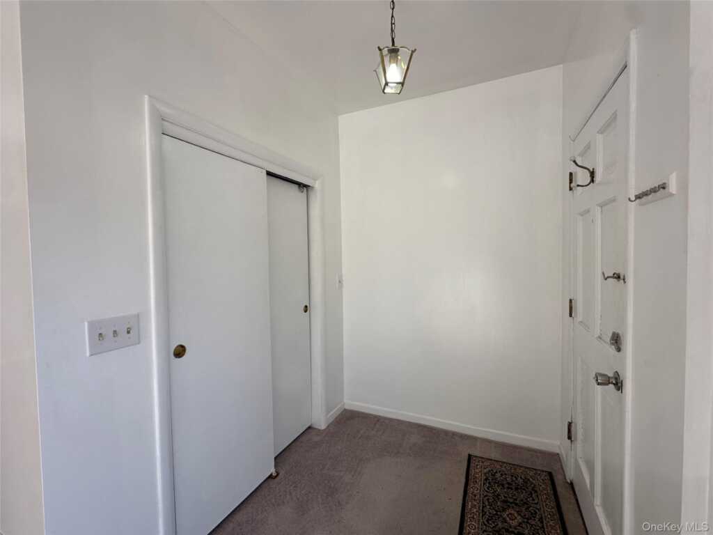 165 Ulster Avenue, Unit #8, Saugerties, NY 12477 - Photo 16 of 36