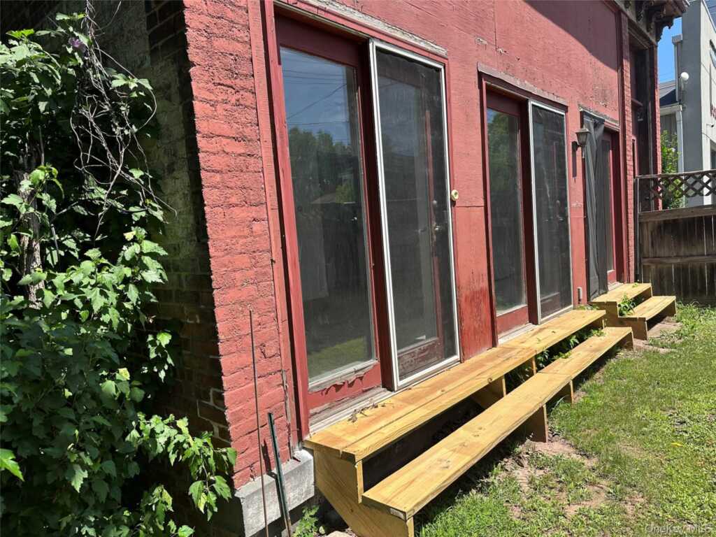 165 Ulster Avenue, Unit #8, Saugerties, NY 12477 - Photo 3 of 36