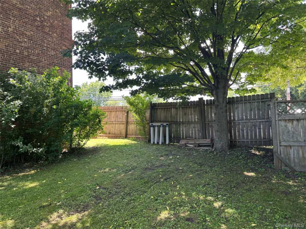 165 Ulster Avenue, Unit #8, Saugerties, NY 12477 - Photo 4 of 36