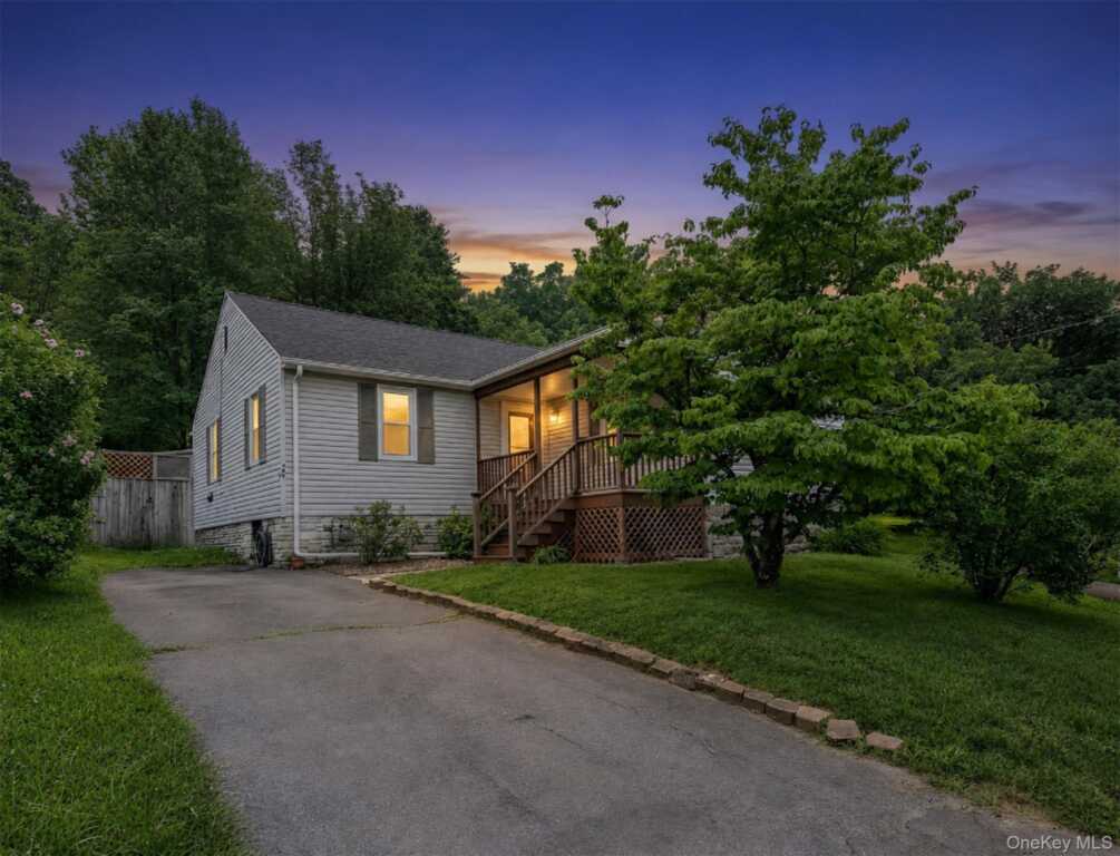 22 Petit Avenue, Kingston, NY 12401