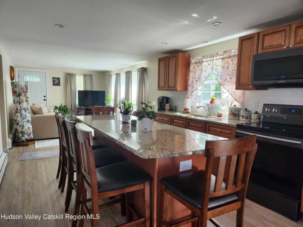 23 Wilson Avenue, Kingston, NY 12401 - Photo 12 of 16