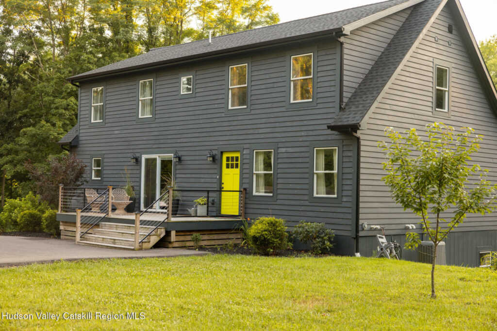 658 Glasco Turnpike, Saugerties, NY 12477 - Photo 3 of 50