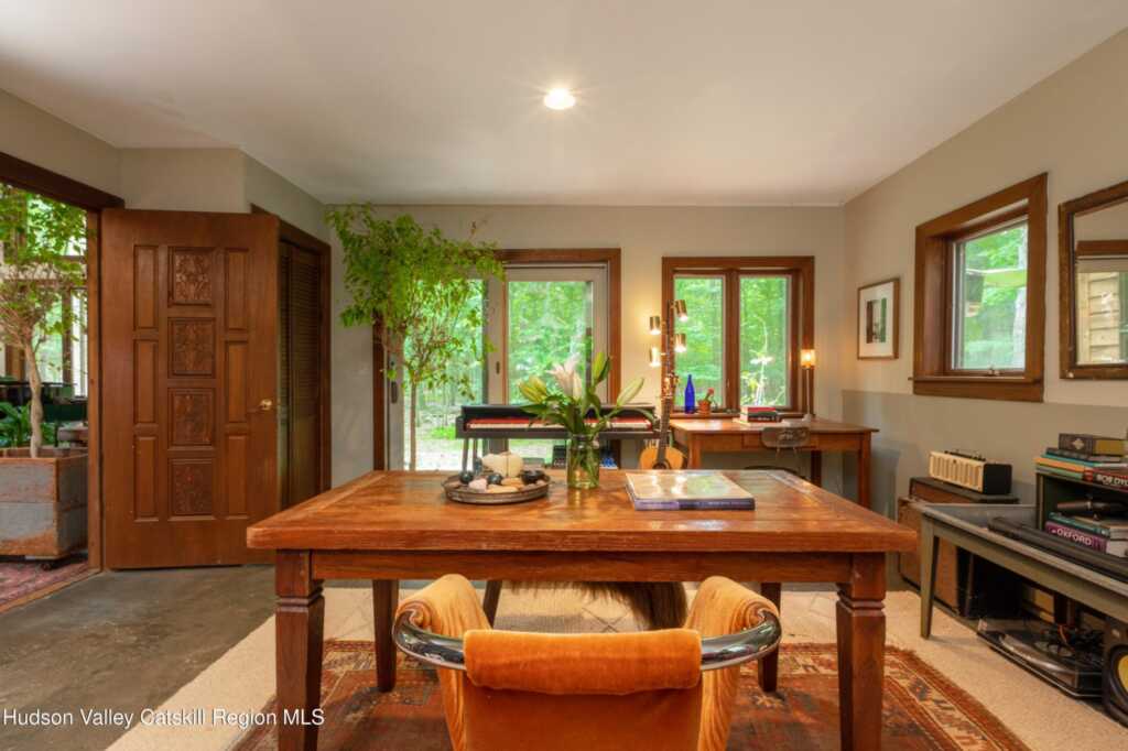 31 Moonlight Lane, Saugerties, NY 12477 - Photo 5 of 16