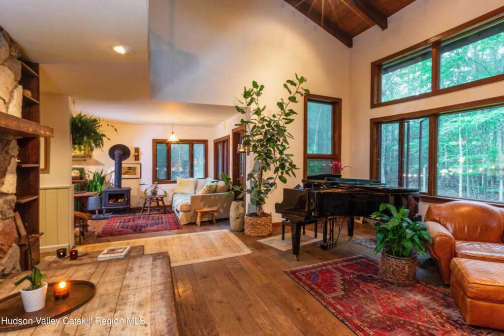 31 Moonlight Lane, Saugerties, NY 12477 - Photo 6 of 16