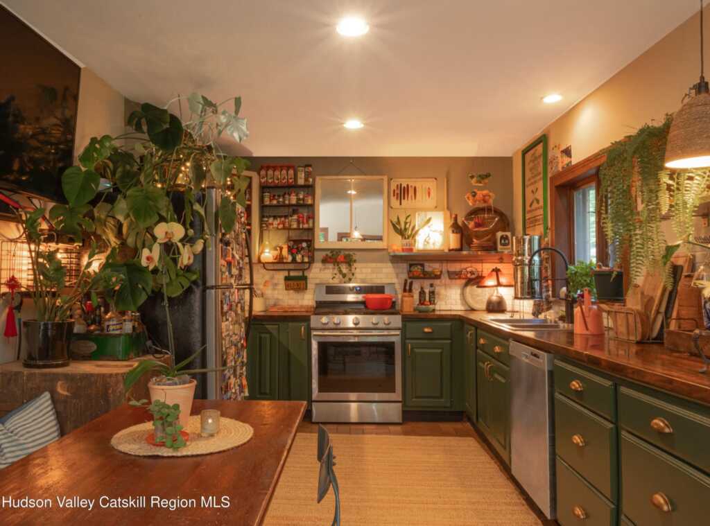 31 Moonlight Lane, Saugerties, NY 12477 - Photo 8 of 16