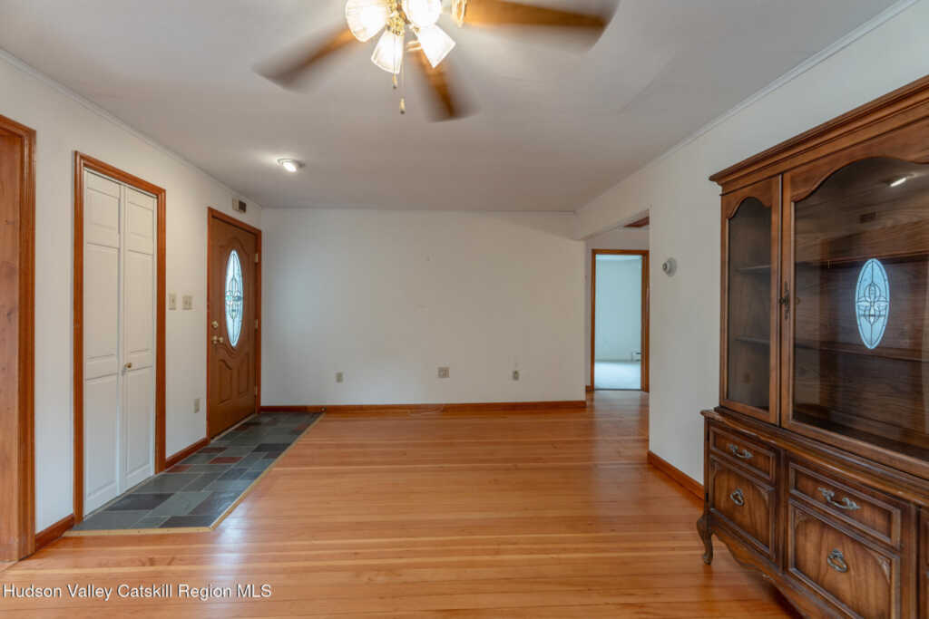 22 Petit Avenue, Kingston, NY 12401 - Photo 10 of 41