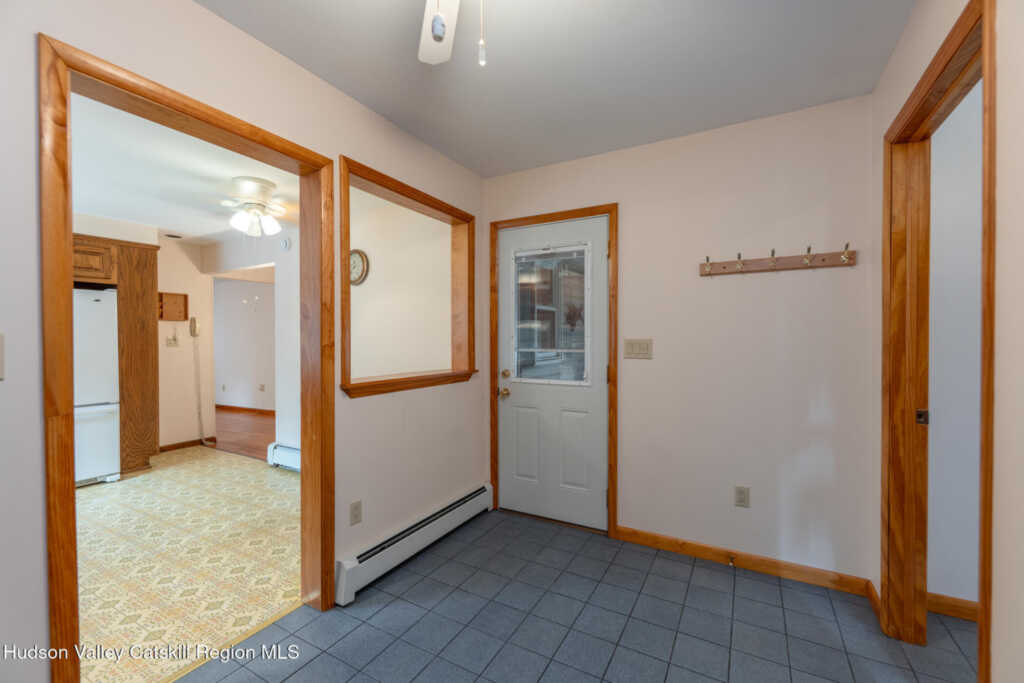 22 Petit Avenue, Kingston, NY 12401 - Photo 23 of 41