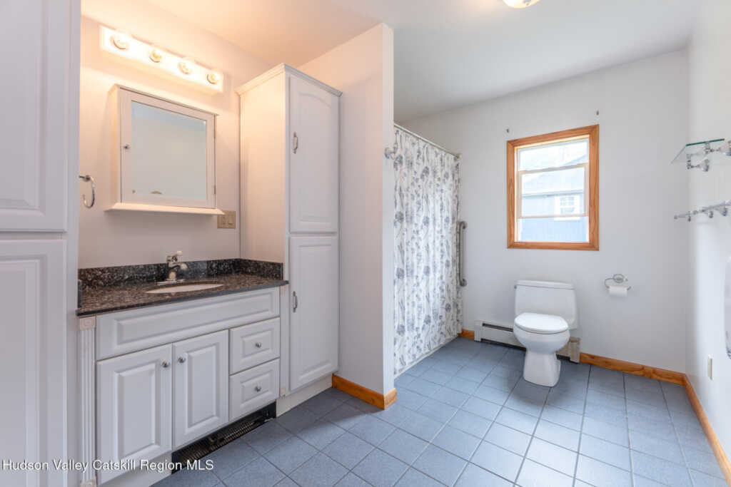 22 Petit Avenue, Kingston, NY 12401 - Photo 25 of 41